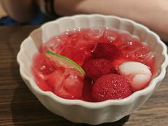 红梅妃子笑-云物·云南小馆(公园1903店)