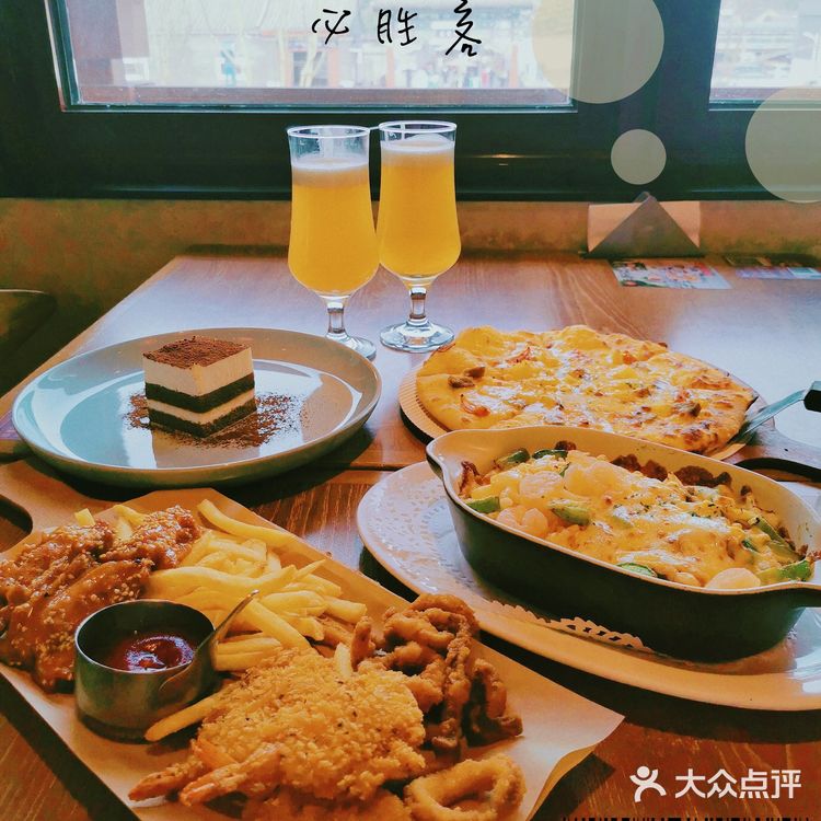 坐拥南锣鼓巷美景的必胜客[糖果]真是惹人爱[加油]