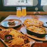 坐拥南锣鼓巷美景的必胜客[糖果]真是惹人爱[加油]