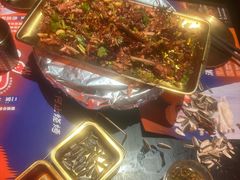 -何师烧烤Pro ·江湖川菜·小龙虾·精酿(太古里旗舰店)