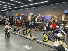 -迪卡侬(安德门店)