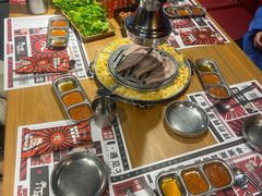 -青瓦炭韩潮烤肉(花园道店)
