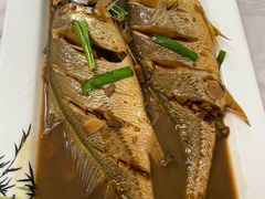 红烧黄花鱼-宾朋海鲜美食餐厅·特色美食(兴海路店)