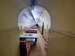 -洞庭洲·防空洞火锅·烧烤·铜锅涮肉(新百广场店)