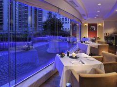 餐饮-深圳富苑皇冠假日套房酒店