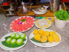 雪花牛板腱-禄婶鸡煲·打边炉