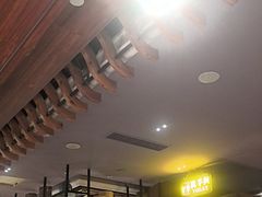 -八府香鸭·啫啫煲(华山路店)