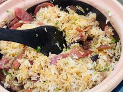 腊肠煲仔饭-庄氏祥记家常食府(国瑞建材家居博览中心店)