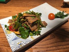 彝族手撕美人椒拌牛肉-云海肴·汽锅鸡·云南菜(高德置地店)