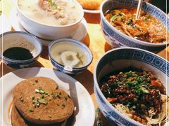 -沪西老弄堂面馆(定西路店)