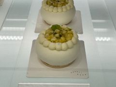 -潮一不贰·法式甜品·生日蛋糕·西式简餐(外滩店)