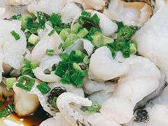 葱油淋乌鱼片-嘉缤苑