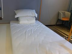 -网鱼电竞酒店(上海闵行七宝古镇店)