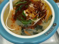 -灵芝妹子海鲜米线(凯德和平广场店)