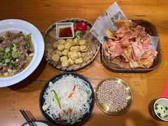-老滇山寨•云南特色菜•地方菜•民族风情歌舞表演(金碧店)