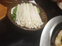 -锅来乐地锅鸡(安亭店)