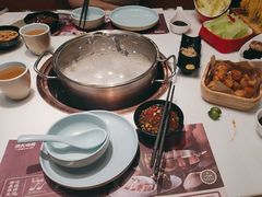 -洪氏嗨捞·猪肚鸡火锅(阳光天地店)