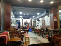 大堂-朱大嘴肥肠血旺(福字街店)