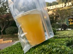 -UNI UNI(环亚凯瑟琳店)