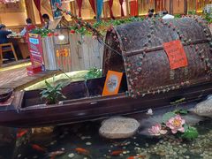 -老滇山寨•云南特色菜•地方菜•民族风情歌舞表演(金碧店)