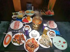 -小天鹅戴斯酒店鲸鲨百汇创作料理