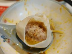 -馋三尺蟹粉小笼(人民广场店)