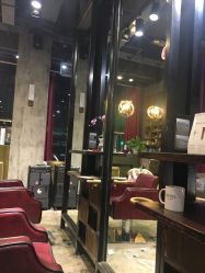-In Style Hair Salon
