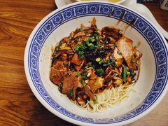 蛤蜊猪肝面-沪西老弄堂面馆(定西路店)