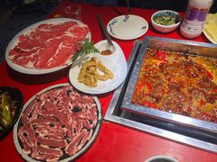 -二荆条·蜀鲜汇城市森林火锅