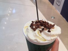 -茶颜悦色(金茂览秀城LG层外街店)