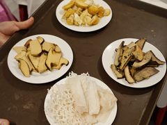 -天宜隆蘑菇宴火锅(石景山旗舰店)