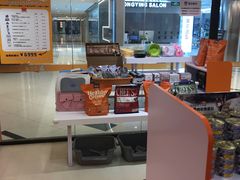 -三花喵·撸猫购宠·宠物生活馆(虹桥南丰城店)