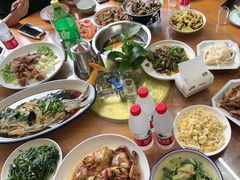 -芦茨金富饭庄·25年老字号·专做稻草鸡
