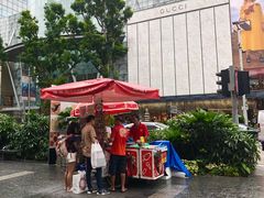 -詹爷爷乌节路街头冰淇淋