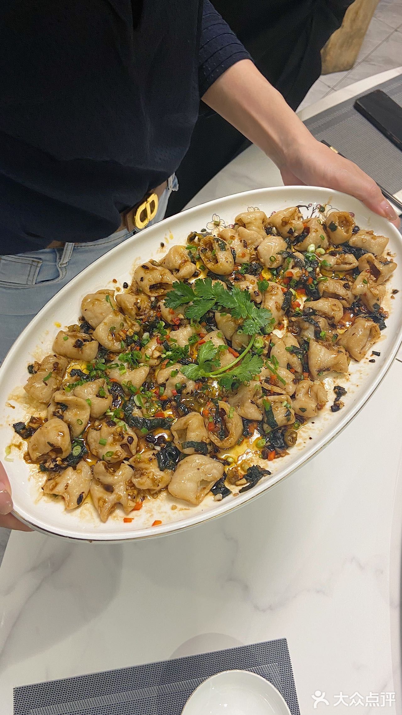 这家藏在楼顶的花园私房菜太美啦！