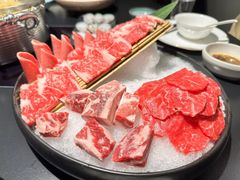 -鲜入唯煮·港式海鲜牛肉火锅(金宝街店)