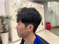 点击看大图 -八佰伴8008星级形象店