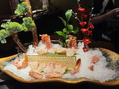 -蟹犇前•帝王蟹雪蟹(陆家嘴店)