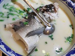 -南京金牛湖巨碗鱼头