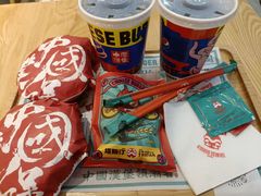 -塔斯汀中国汉堡(江大南路店)