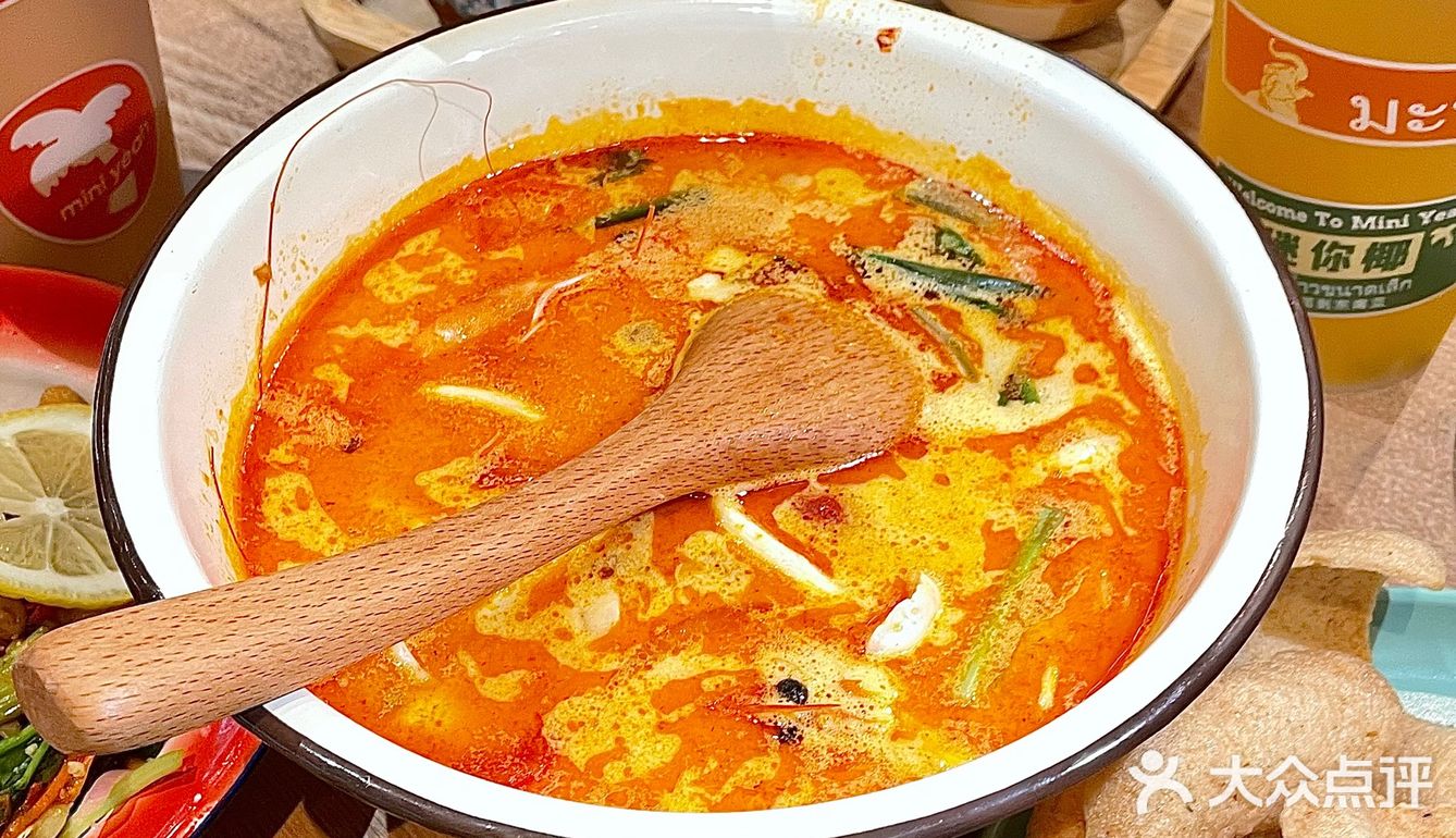 吃泰国菜必点的就是香甜芒果糯米饭🥭