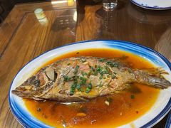 -缘来聚·徽菜名店(黄山宏村店)