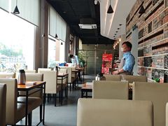 -莲餐厅·湖北菜·潜江小龙虾店(愚园路店)