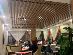 大堂-有红鸡毛店·川菜(建设路店)