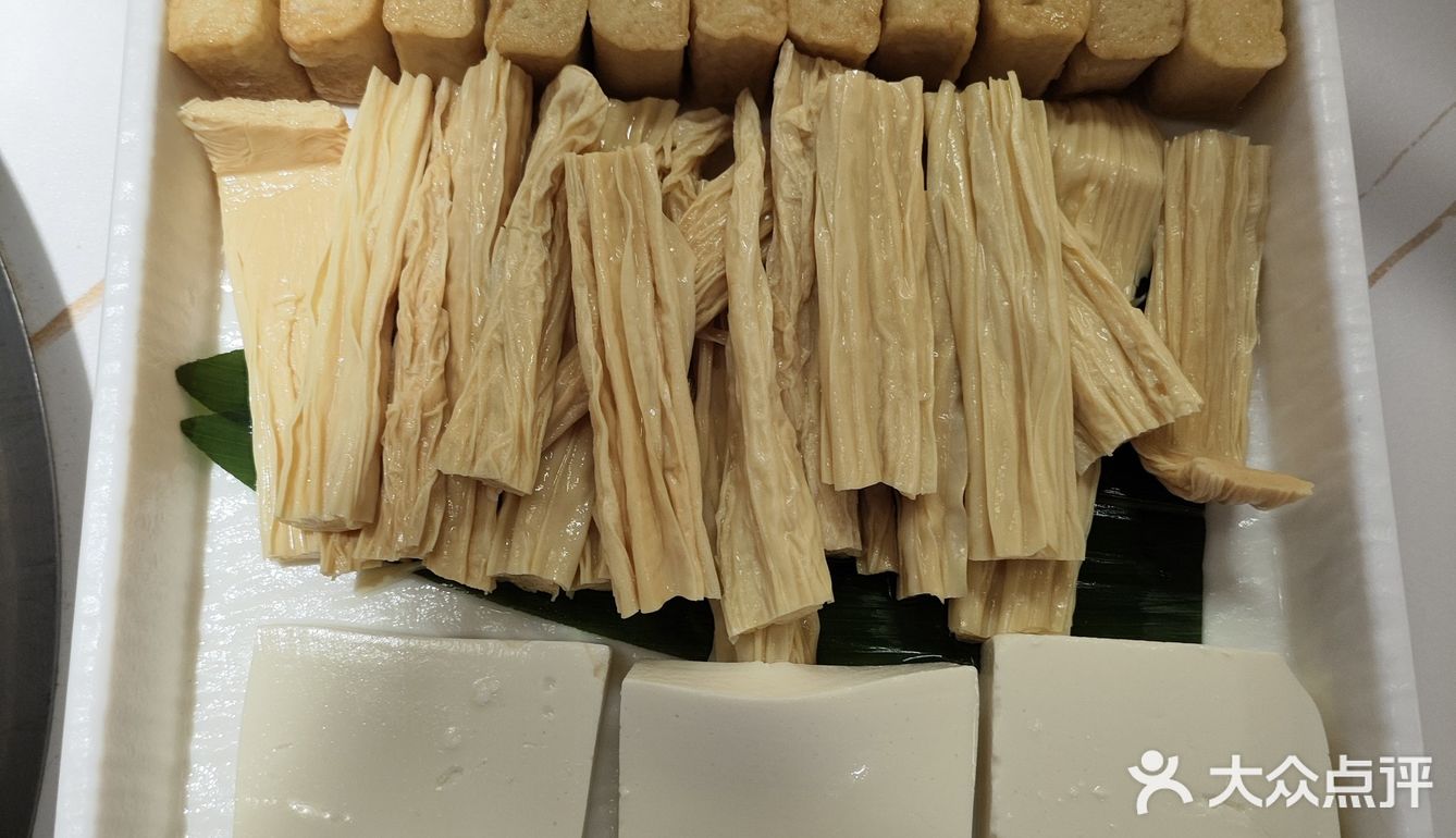 好吃不贵的罗宋汤牛肉火锅