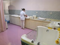 -海豚湾高端月子会所(黄浦店)