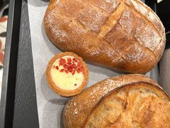 -CARINO BAKERY&CAFE(人广来福士店)