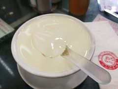 姜汁撞奶-义顺牛奶公司(庇利金街店)