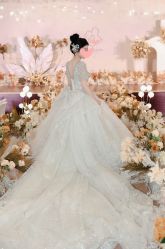 -艾米婚纱&婚礼策划