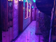 -路边边.炒菜烧烤.音乐餐厅(良乡长虹店)